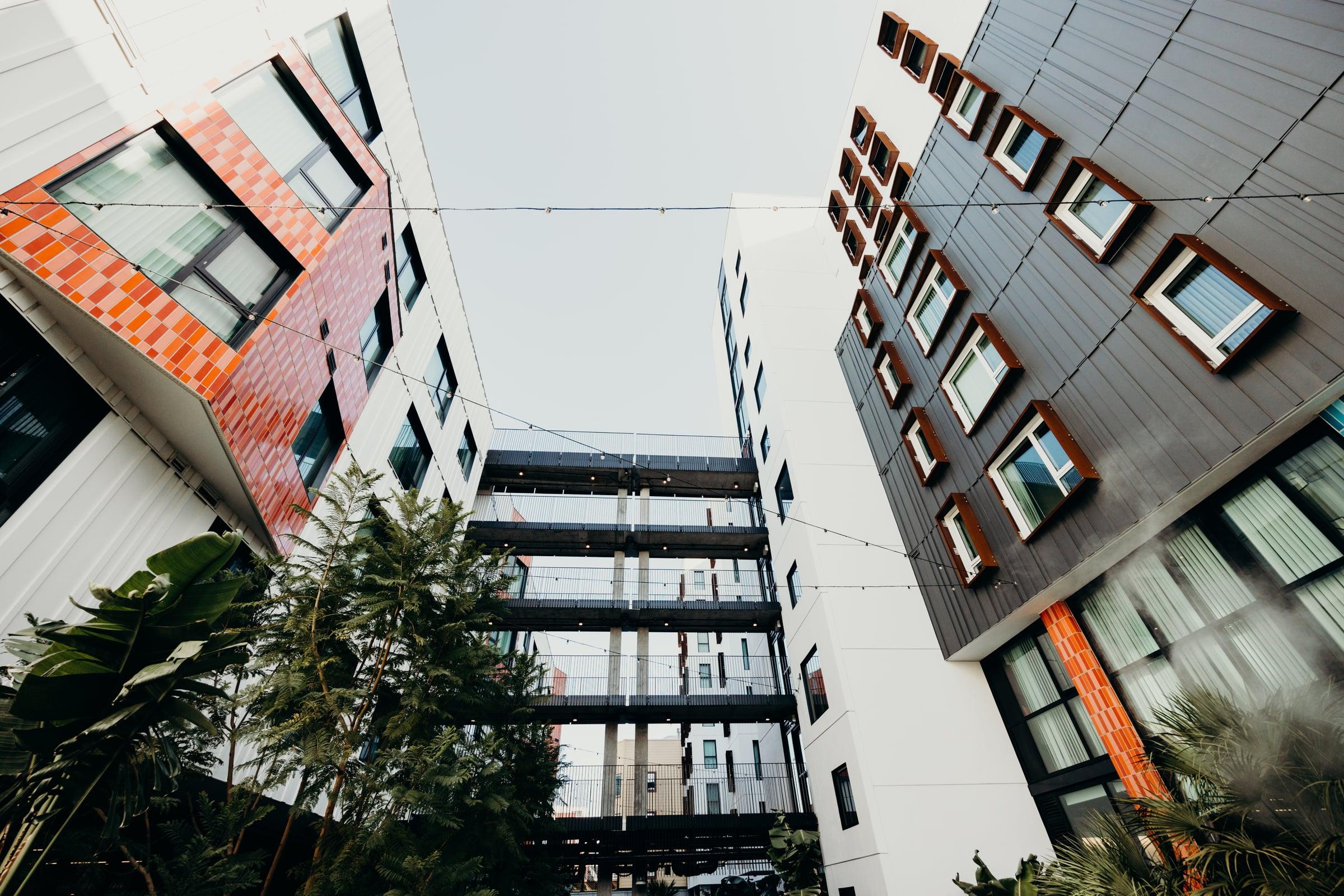 2060 Folsom Street (Folsom Street Apartments) exterior